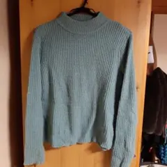 ★処分特価★＊水色のリブ編みのハイネックセーター＊
