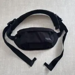 Item thumbnail for item 77c71e0a-b1ad-4af9-9b89-d3e28a5c8092