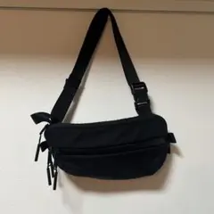 ブラック ナイロン ショルダーバッグ　Aer 限定セール