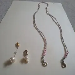 ハンドメイドのチャ－ム、アクセサリー