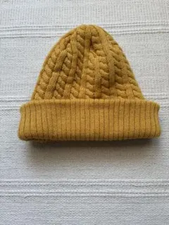 ケーブル編みニット帽