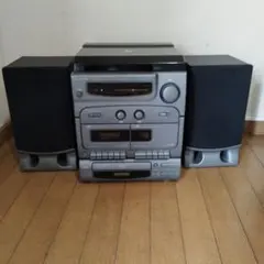 AIWA CDラジカセ コンポ XG-E6 - メルカリ