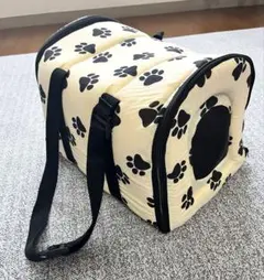 【美品】ペットキャリーバッグ 小型犬 猫用 折りたたみ 肉球柄 ベージュのサムネイル