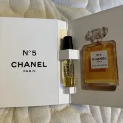 CHANEL N°5 Eau de Parfum スプレー