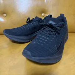 ナイキ インフィニティラン 4 メンズ ランニングシューズ 黒 27cm