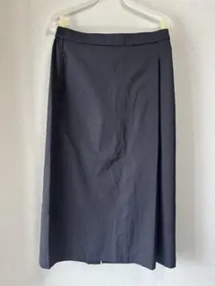 無印良品 ダークグレー タイトスカート バックスリット ウエストゴムのサムネイル