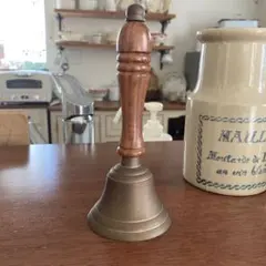 Item thumbnail for item e2e271ae-a17b-44e2-a4f8-8e1053437805