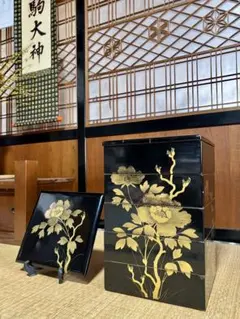 T1710☆細密螺鈿 折り畳み屏風 黒漆 螺鈿細工 立体玉石象嵌 6連