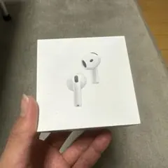 AirPods 4th generation 本体、右耳