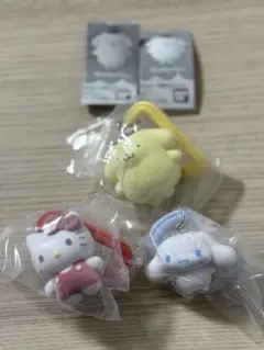 サンリオ　カラフルカラビナマスコットチャーム　キティ　シナモロール　ポムポム
