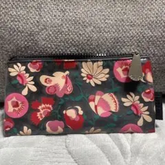 ANNA SUI 花柄ポーチ