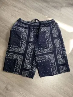 ネイビー バンダナ柄 ショートパンツ