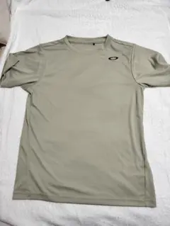 OAKLEY FOUNDATIONAL TECH SS CREW 1.0