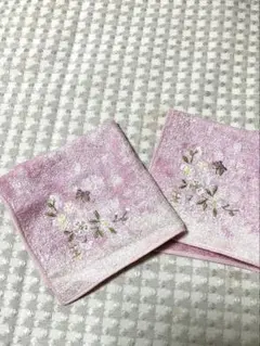 HM 花柄 蝶刺繍 タオルハンカチ 2枚セット　ピンク