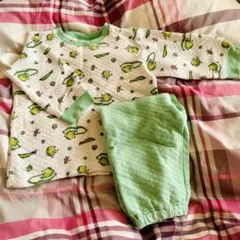 UNIQLO パジャマ　④