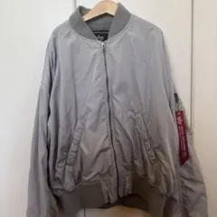 ALPHA INDUSTRIES ライフジャケット　グレー