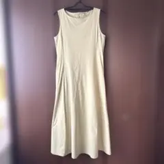 ユニクロ　ワンピース　M