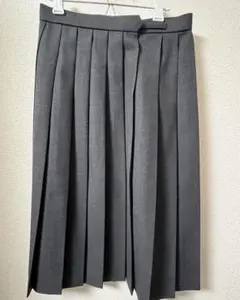 グレー プリーツスカート