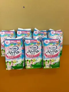 627【ライフリー】さわやかパッド敏感肌 少量用３０枚×7袋 計210枚のサムネイル