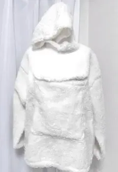 もこもこ　ボア　トップス　フード付き