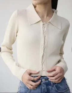 レースアップポロカラーニット　AZUL BY MOUSSY ホワイトused