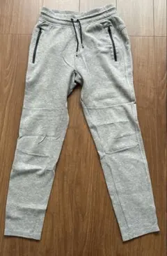 Item thumbnail for item 0a626bb4-52e5-4b7c-9621-a7988b4c40e3