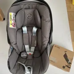 Cybex サイベックス　クラウドZ i-Size おまけ付きのサムネイル