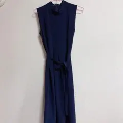 ユニクロ　クレープタックワンピース