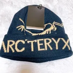 新品 タグ付き ARC'TERYX ニット帽 ビーニー キャップ 帽子のサムネイル