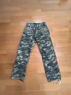 迷彩柄 カーゴパンツ