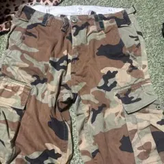 迷彩柄カーゴパンツ Mサイズ