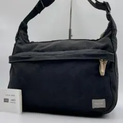 Item thumbnail for item db726f7d-debf-4a2e-9818-4b28258a9939