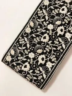 Item thumbnail for item aea8c476-6901-4cf5-8a66-0dde2ec48a61