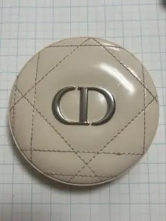 ディオールスキンフォーエヴァークチュールルミナイザー 03