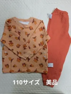 美品　ユニクロ　セサミストリート　エルモ　キルトパジャマ　110