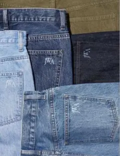 【UNIQLO】ストレートデニム　ネイビー