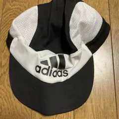 アディダス ジュニア サッカーキャップ 帽子 51-54cm 黒白キッズ 練習用