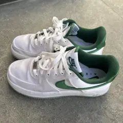 Nike Air Force 1 ホワイト/グリーン