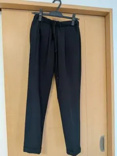 アーバンリサーチドアーズ　ストレッチテーパードパンツ　36 ネイビー