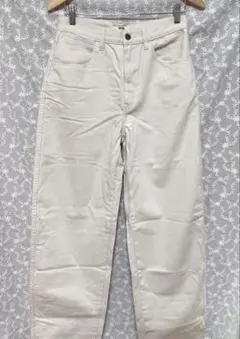 【美品】UNIQLO U ワイドフィットカーブジーンズ オフホワイト27 丈長め