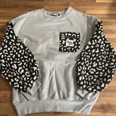 レオパード柄袖付きグレー 裏起毛トレーナー　150センチ