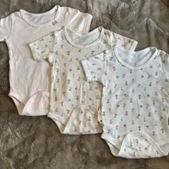 【美品】ベビー肌着 半袖ボディスーツ3枚セット　70cm