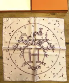 ●HERMES● スカーフ silk ピンクのサムネイル