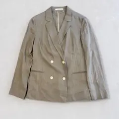 美品です。BEIGE,ベイジ　リネンストライプダブルブレストテーラードジャケットのサムネイル