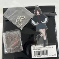 TWICE ランダムミニアクリルチャーム　モモ