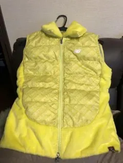 ニューバランス防寒ベスト