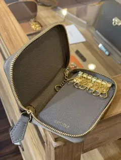 高級レザーキーケース グレージュ