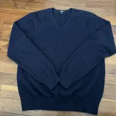 UNIQLO ネイビー Vネックセーター Sサイズ