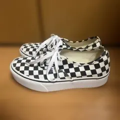 VANS チェッカーフラッグ スニーカーのサムネイル