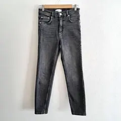 ZARA ザラ 黒 デニム パンツ スリム スキニー ストレッチ ジーンズ Sのサムネイル